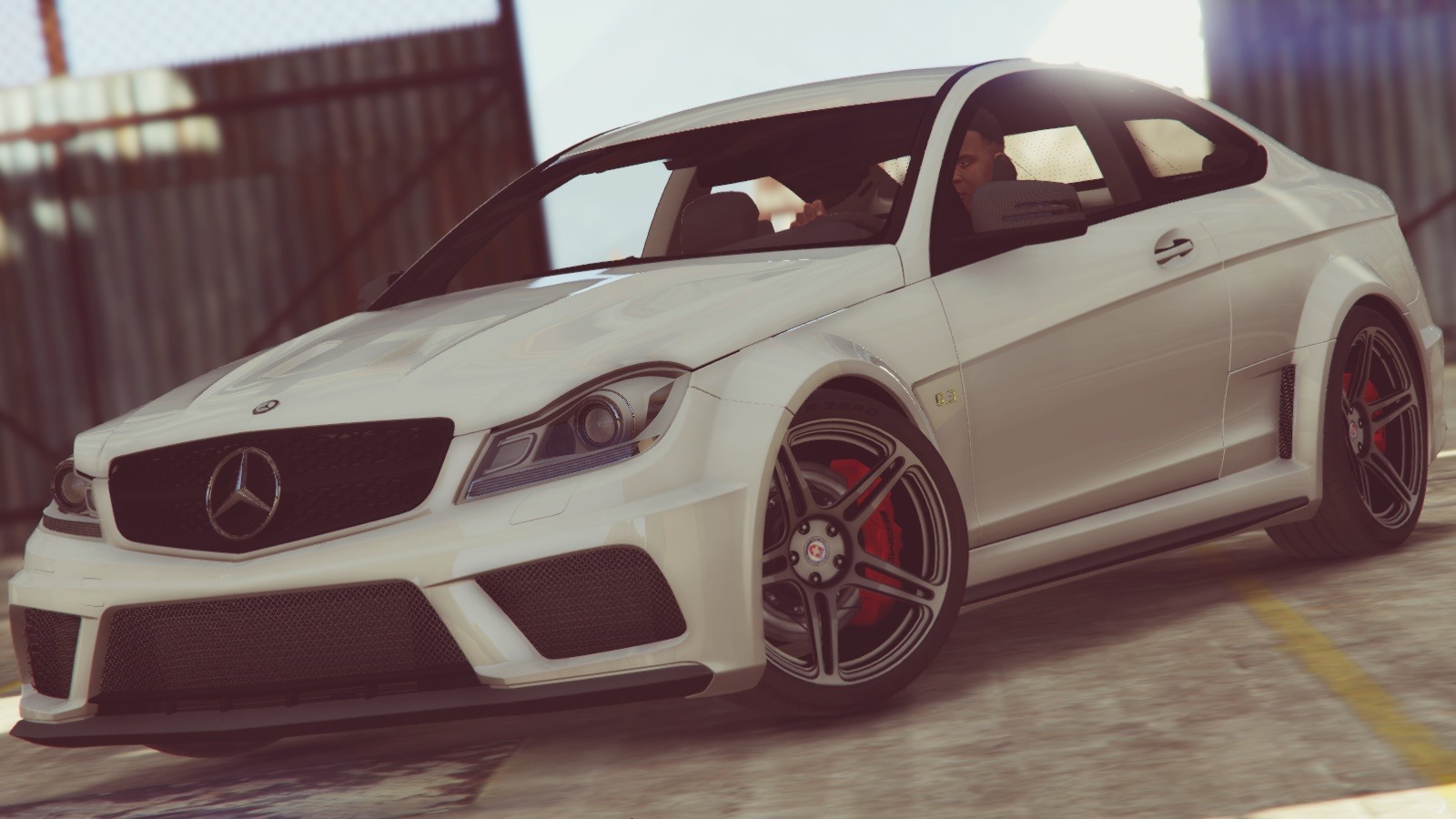 Гта 5 машины мерседес. Мерседес Бенц c63 AMG GTA. Мерседес c63 ГТА 5. GTA 5 c63 AMG. Mercedes-Benz c63 для ГТА 5.