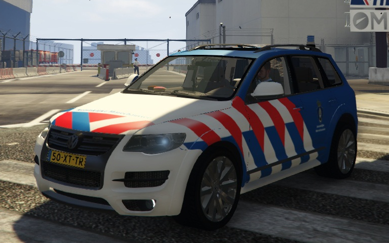 Volkswagen Touareg R50 Dutch Police & KMAR