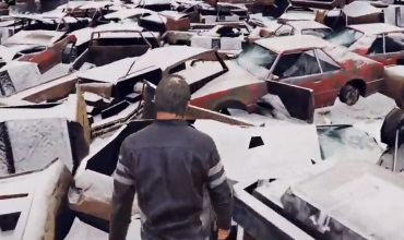 Призрачный гонщик уходит от погони в GTA 5 мод